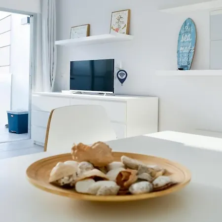 Digital Bristol El Faro - Wifi Free & Pool - 3 Persons Apartment