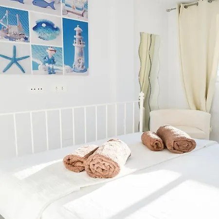 Digital Bristol El Faro - Wifi Free & Pool - 3 Persons