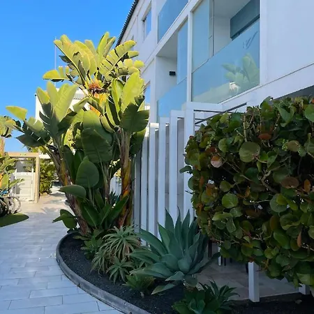 Digital Bristol El Faro - Wifi Free & Pool - 3 Persons Apartment