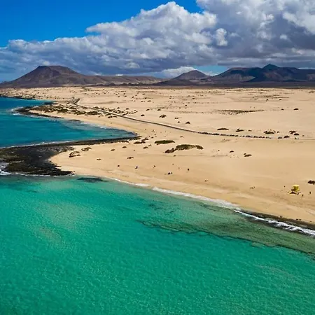Apartment Digital Bristol El Faro - Wifi Free & Pool - 3 Persons Corralejo